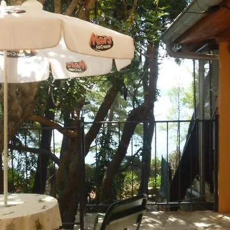 Mira * Jelsa (Hvar)